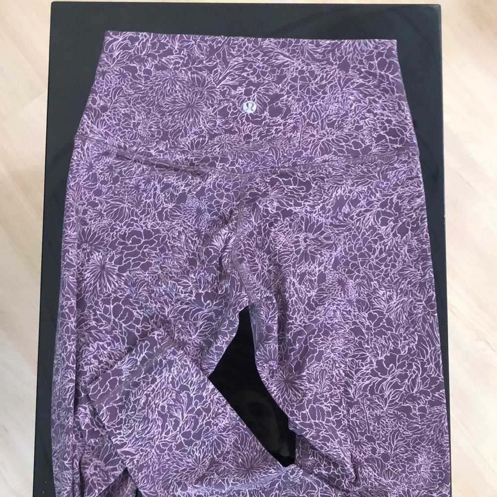 Lululemon Align 28” size 6